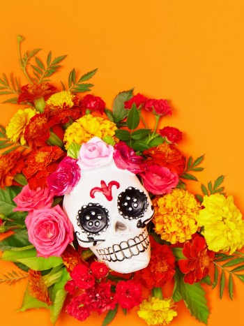 Calaveritas literarias cortas y divertidas para dedicar a tus amigos
