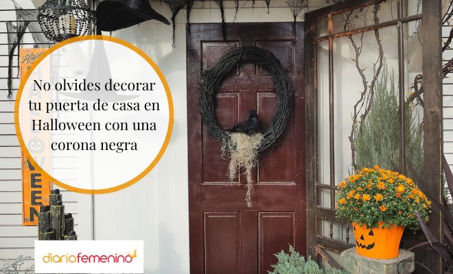 Cómo elaborar una corona negra para casa en Halloween