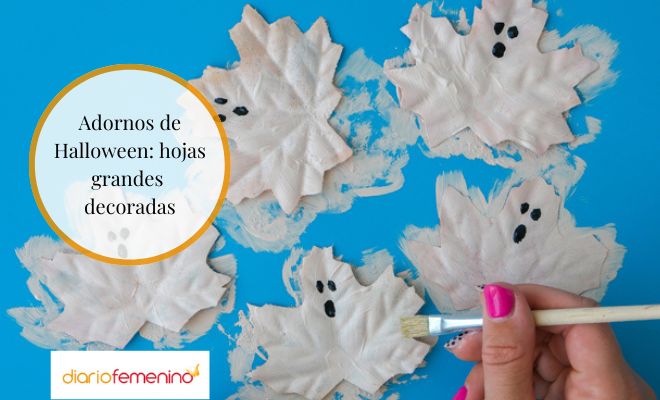 Decoración DIY para tu puerta en Halloween con hojas
