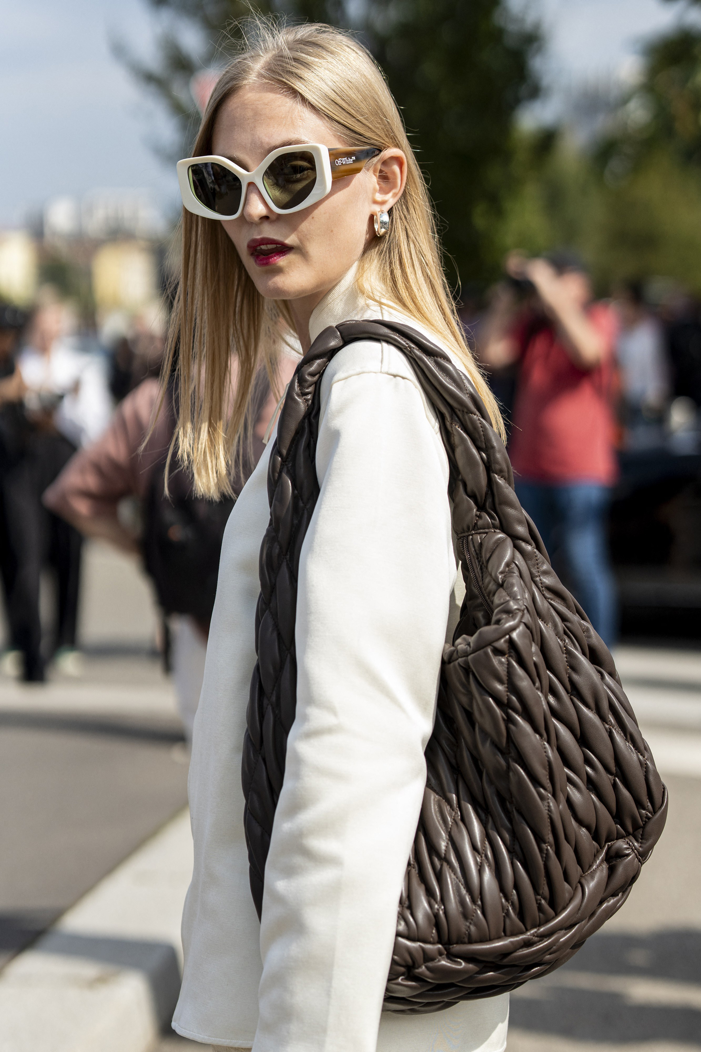 El corte de pelo long midi es perfecto para un cambio de look en 2025