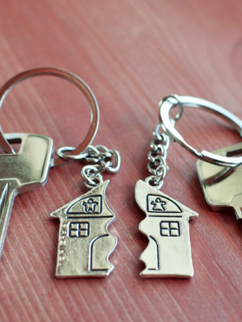 Qué ocurre con la casa tras un divorcio: ¿quién se queda la vivienda?