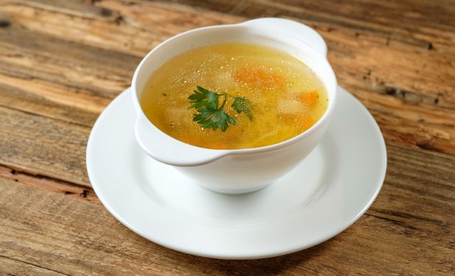 Formas de aprovechar la comida durante la cuarentena: hacer caldos