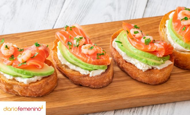 Tostas de salmón para Navidad