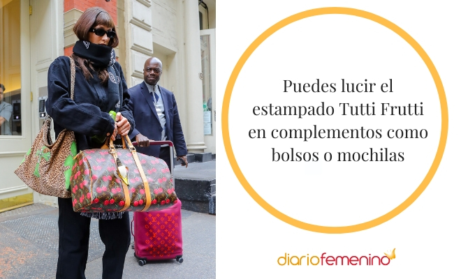 Cómo lucir el estampado tutti frutti en complementos