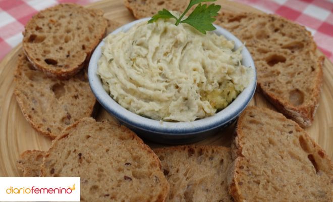 Receta de canapés navideños de brandada de bacalao