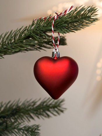 Bellas frases para la primera Navidad junto a tu pareja: mensajes con amor