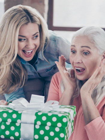 Sorpresas de cumpleaños para mamá: ideas de regalos especiales