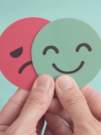 5 diferencias clave entre ser una persona tímida o ser introvertida