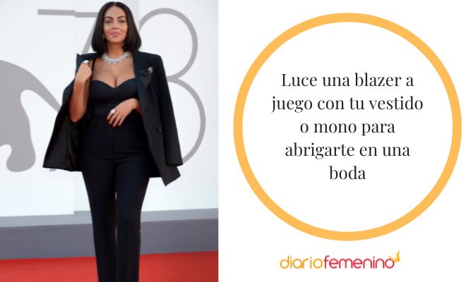 Un blazer es perfecto para ir de boda