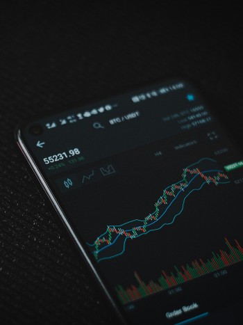 Dentro de la mente de un trader profesional: lecciones de Jorge Luces