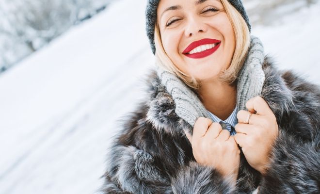 Beneficios del pintalabios rojo para el estado de ánimo y la salud mental