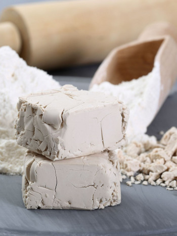 Trucos MUY efectivos para conservar la levadura fresca sin estropearse