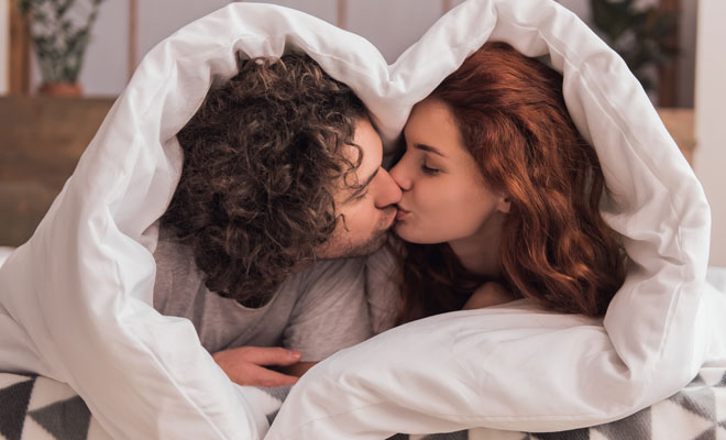 Trucos para un primer beso perfecto