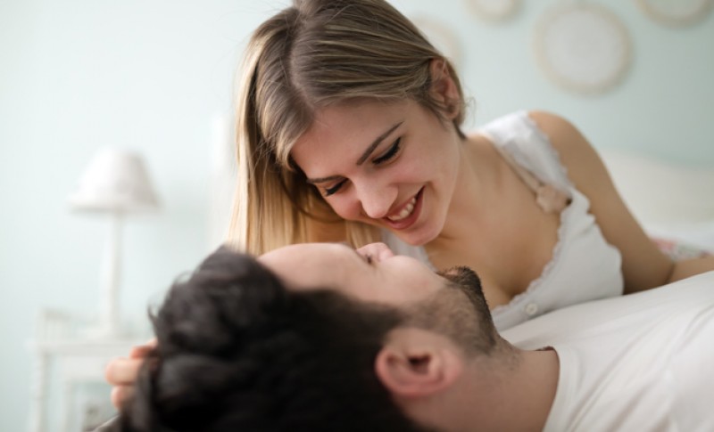 20 frases calientes para provocar a tu pareja
