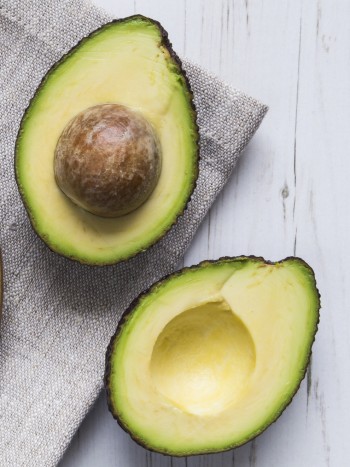 ¿Cuánto duran los aguacates abiertos? Trucos para conservarlos más tiempo