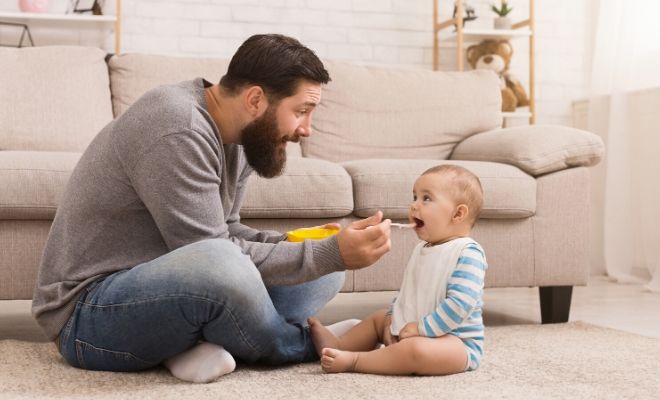 Mensajes de Whatspp para papás primerizos en el Día del Padre