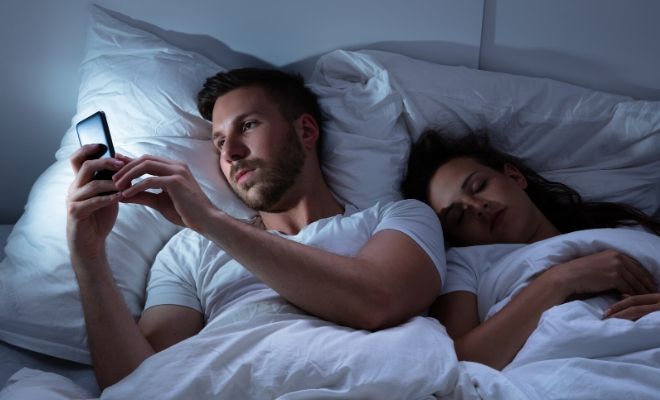 Soñar que tu novio vuelve con su ex: la inseguridad en sueños