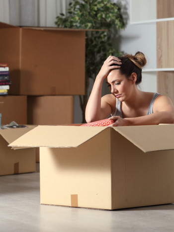 Deprimida tras el divorcio: gestiona tu libertad sin caer en la depresión