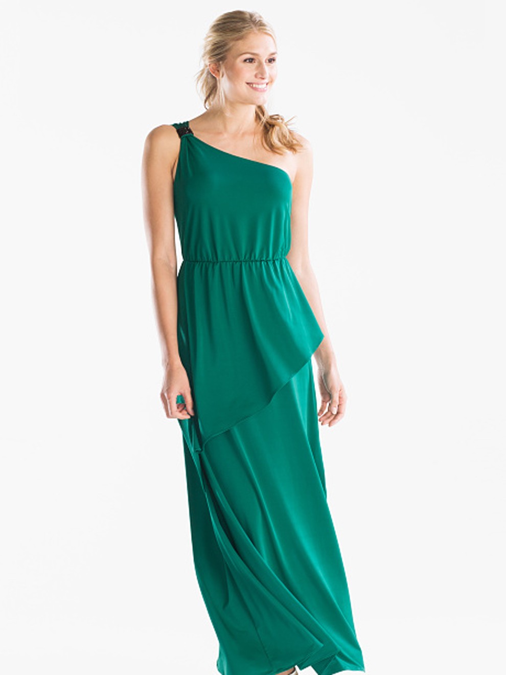 Vestido asimétrico verde esmeralda de C&A por 79’90 euros