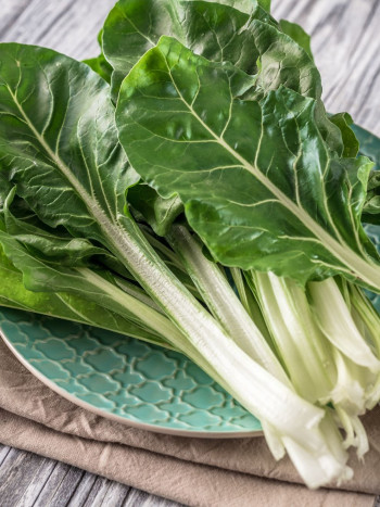 4 formas sencillas de conservar acelgas cocidas o crudas más tiempo