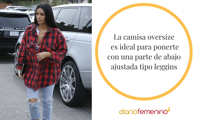 Así deberías combinar una camisa de estilo oversize
