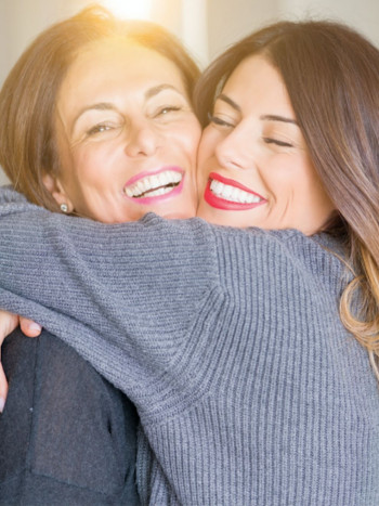 Especiales cartas de cumpleaños para una madre: ¡feliz cumple, mamá!