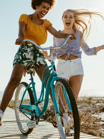 Lindos poemas de amistad: fantásticos versos para dedicar a tus amigos