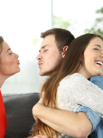 Me gusta el novio de mi mejor amiga: soluciones de urgencia