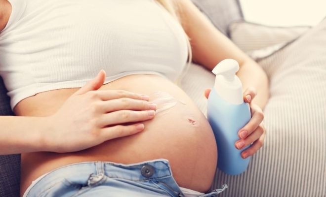 Cómo eliminar las estrías en el embarazo con remedios caseros