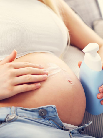 Cómo eliminar las estrías en el embarazo con remedios caseros