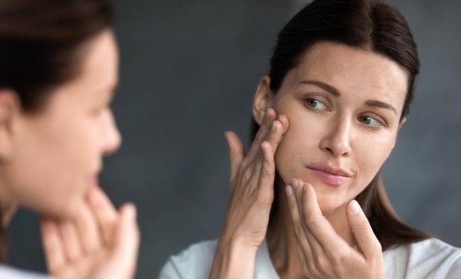 Por qué pueden aparecer las manchas en la piel