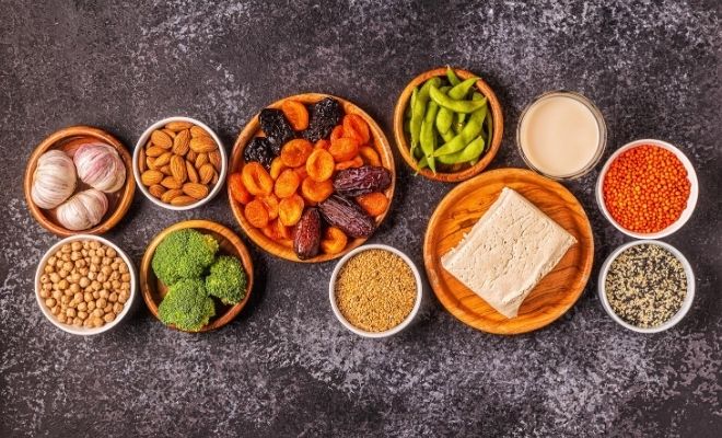 Cómo evitar aumentar de peso en la menopausia (qué comer y qué no comer)