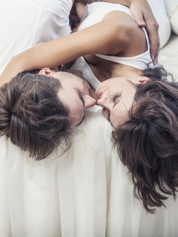 20 frases calientes para provocar a tu pareja