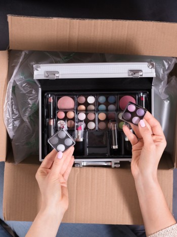 Guía de devoluciones en Mary Kay: cómo devolver productos de belleza