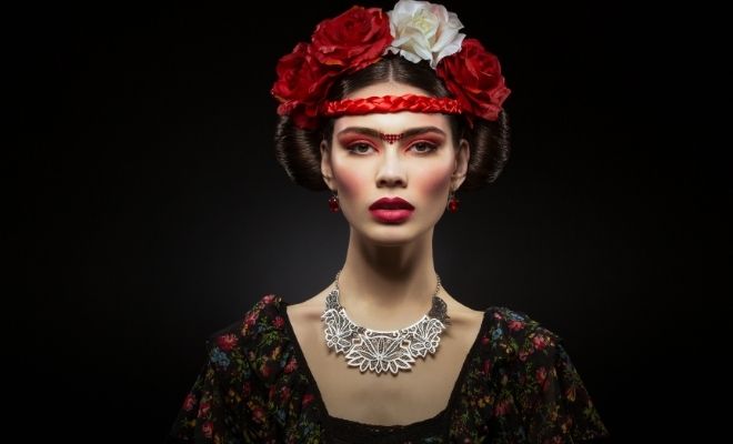  Espectacular maquillaje de Frida Kahlo para Halloween paso a paso