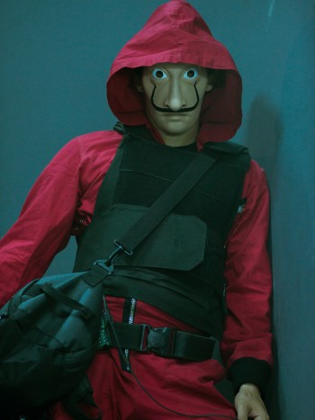 Tutorial para crear el maquillaje de La Casa de Papel para Halloween