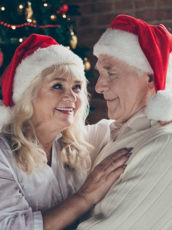 Frases de Navidad y Año Nuevo para tus abuelos: felicitaciones con cariño