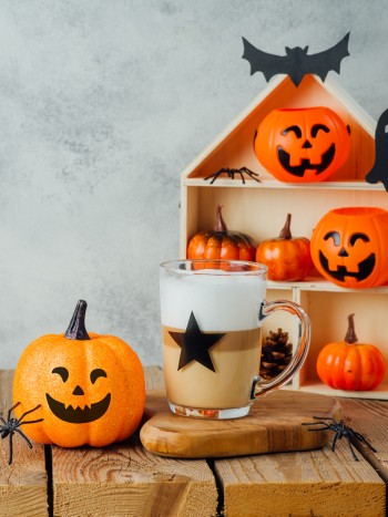 Mensajes de Halloween aterradores y divertidos para tu pareja, amigos…