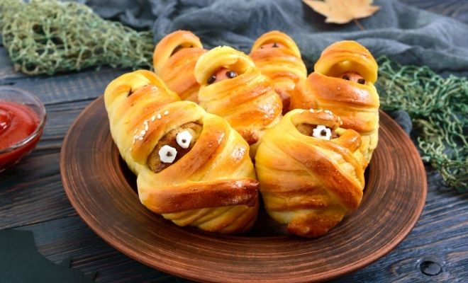 Momias terroríficas con salchichas: receta para Halloween