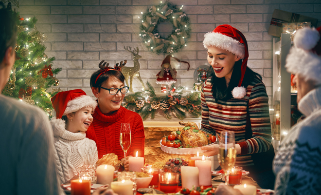 Cena de Navidad y Año Nuevo: ¿en casa de tus padres o de tus suegros?