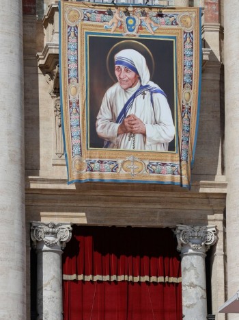 7 frases de Navidad de Santos: mensajes espirituales y católicos