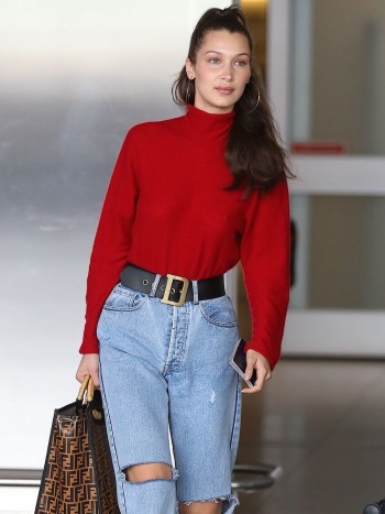 Cómo vestirse en Navidad si vas a estar en casa: looks con mucho estilo