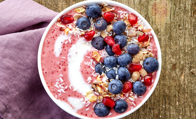 Chía con yogur y frutos rojos