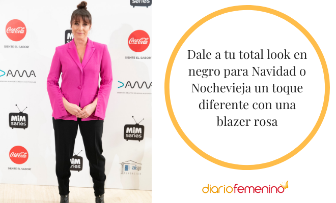 Combina un look negro con rosa para Nochevieja o Navidad