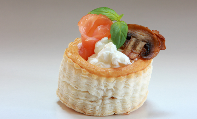 Cómo elaborar hojaldritos rellenos para Navidad