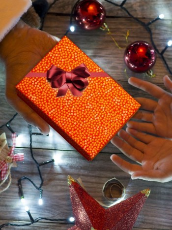 Ideas de regalos para el amigo invisible en Navidad: 65 ideas geniales