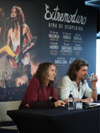 Frases de canciones de Extremoduro: increíbles letras de rock y poesía