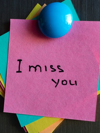 Frases para decir te echo de menos: expresa lo que sientes