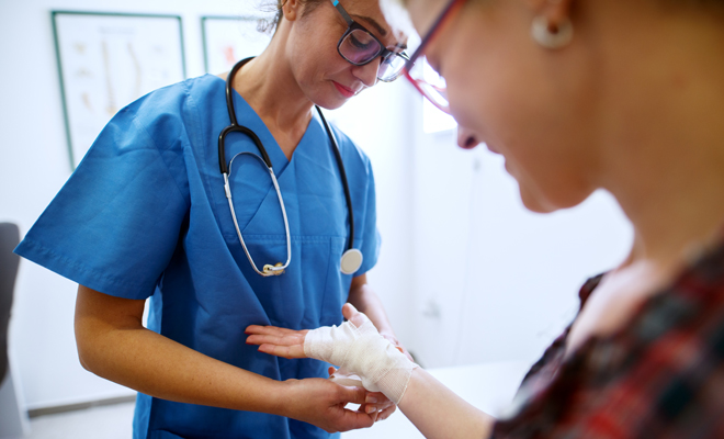 Cuándo deberías ir al doctor por un corte