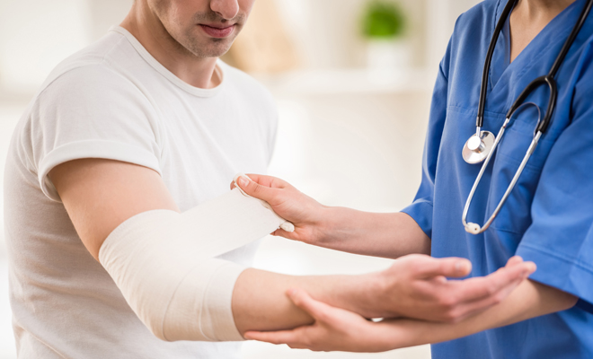 Acudir a urgencias por una herida o corte